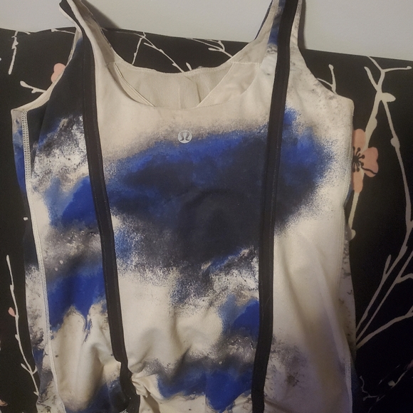 Lulu Lemon 3 piece set - Picture 4 of 8